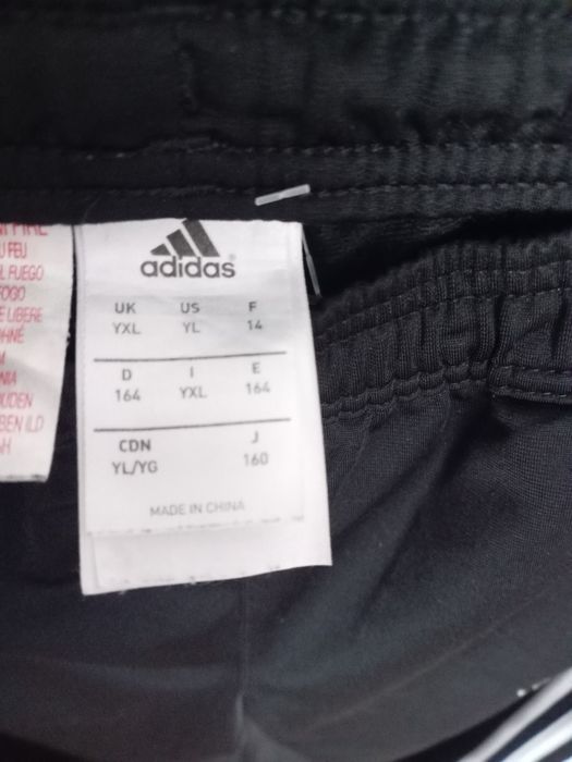 Vând pantaloni pt bărbați