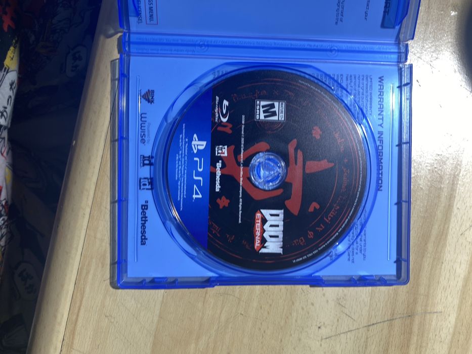 Продам диск doom eternal ps4/ps5