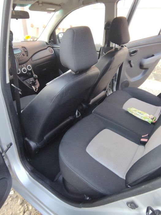 Hyundai i10 1.1 Benzină 2008 | 98.000 km | AC | Cauciucuri NOI