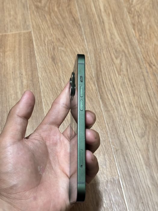 Iphone 13  сатылады сост идеал