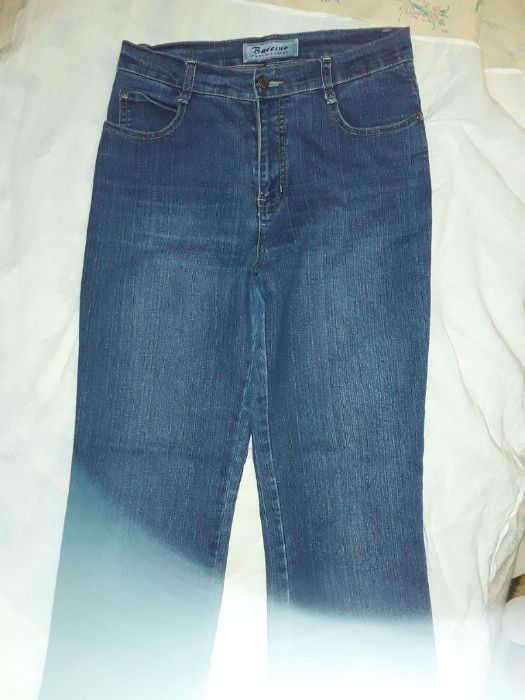 Джинсы женские разные в отличном состоянии