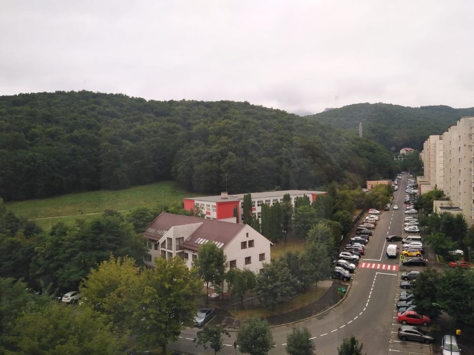 Ofer spre inchiriere apartament 4cam