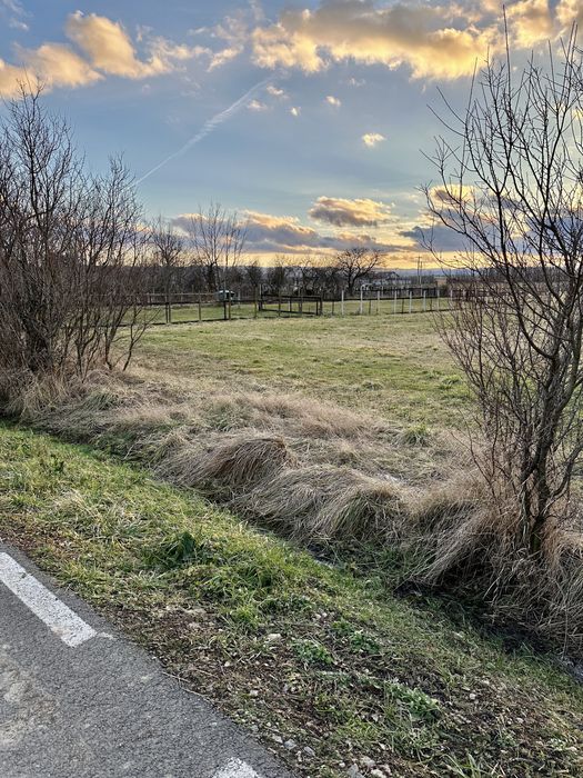 Posibilitate investitie TEREN INTRAVIAL 2 parcele