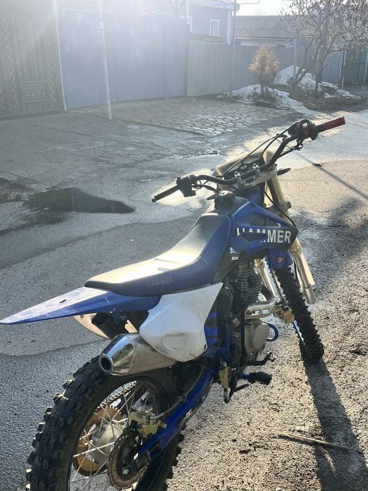 Мотоцикл эндуро 250 кубов