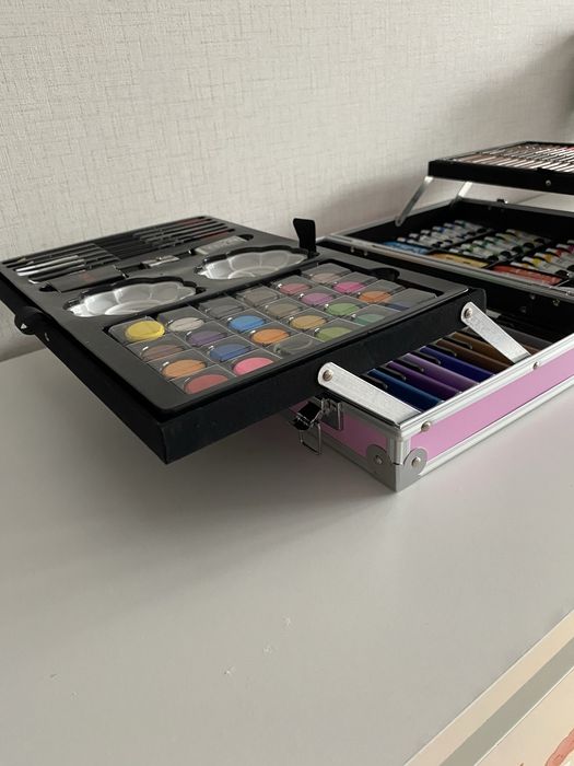 Комплект за рисуване в куфар с еднорог 145 части