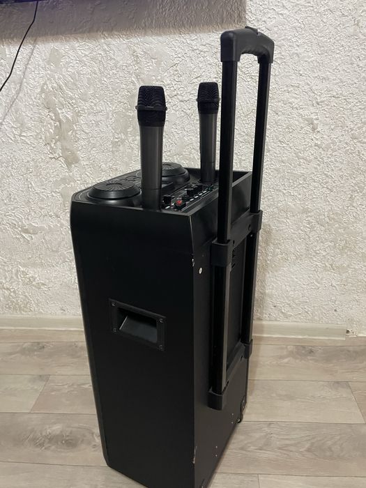 Продам колонку караоке с микрафоном