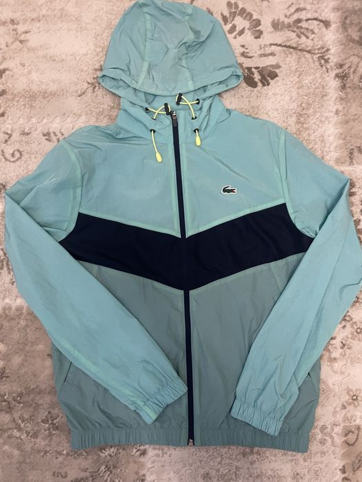 vesta/geaca lacoste foita de vant/ploaie marimea M/L