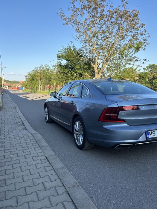 Volvo s90 D4 inscription