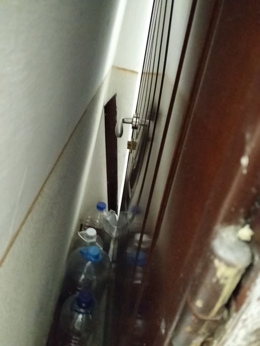 Usa metalica in stare buna