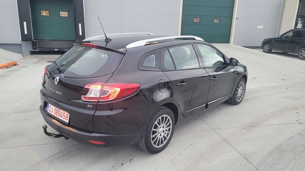 Renault Megane 1.5 Dci Bose, Oct. 2012, Full senzori & Keyless, Camera