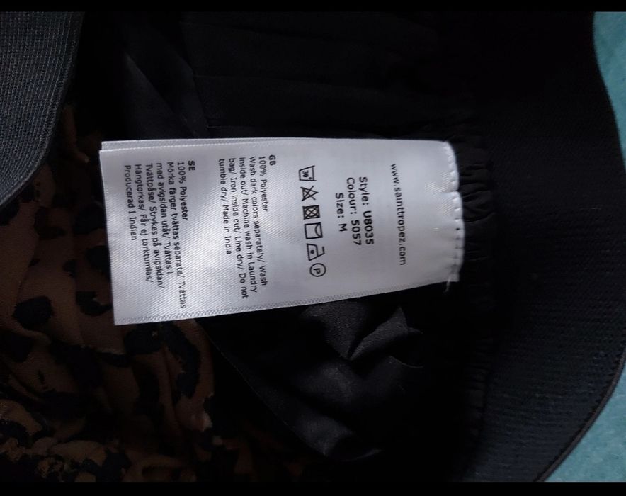 Fusta midi asimetrica Saint Tropez , pe negru, print leopard [M]