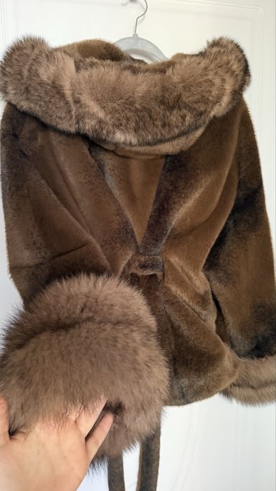 Естествено палто от лисица и норка