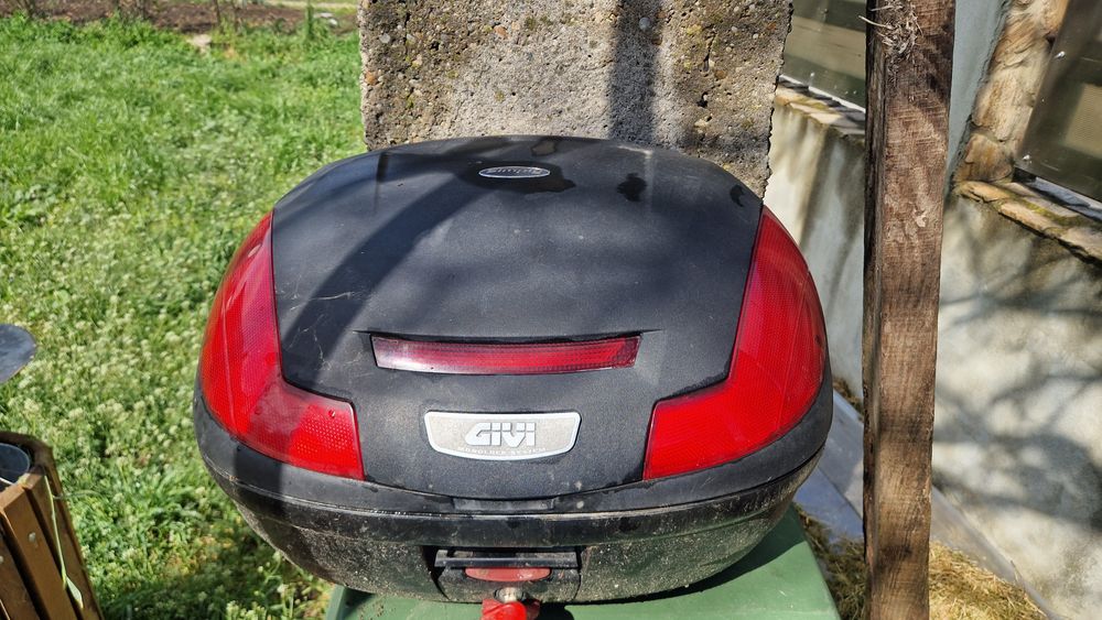 Topcase givi simply