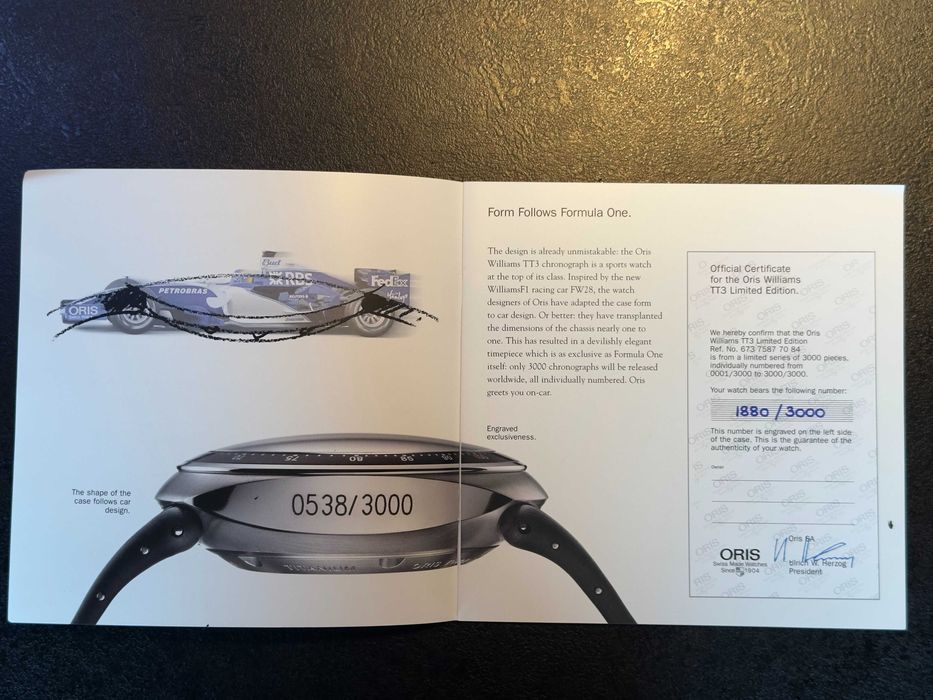 Часовник Oris WilliamsF1 TT3 Chronograph limited edition.