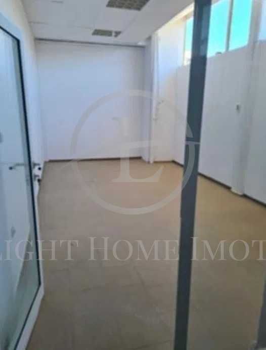 Реф. 2211 Магазин в Търговски Център / Тракия