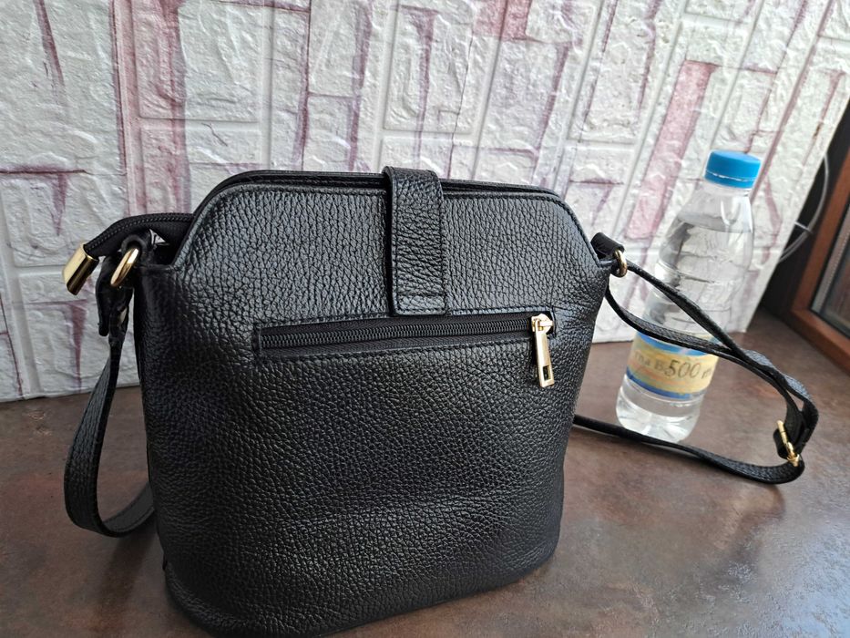дамска чанта,малка черна чантичка-естествена кожа