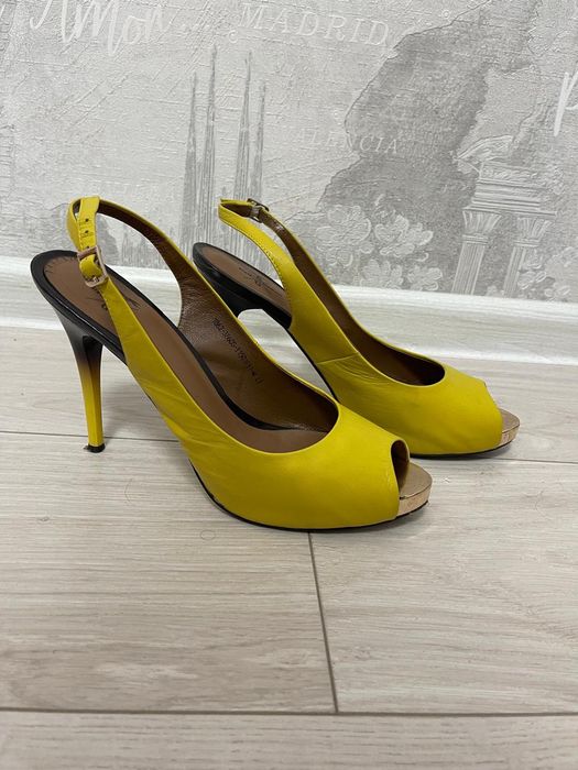 Туфли женские кожа