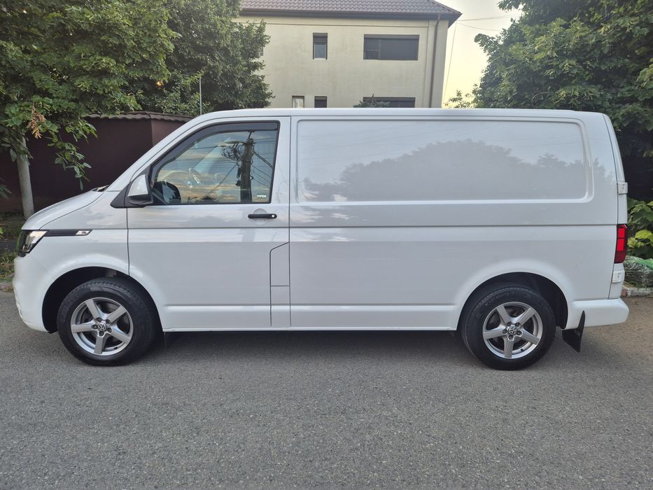 VOLKSWAGEN Transporter 2022 — imagine 5