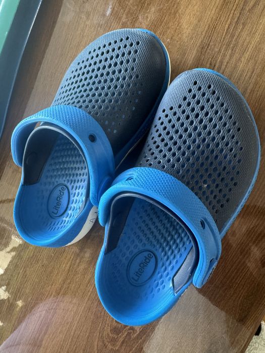 Продам кроксы оригинал