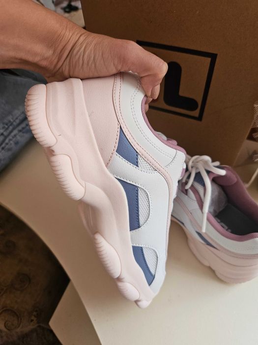 Маратонки Filla 37 номер