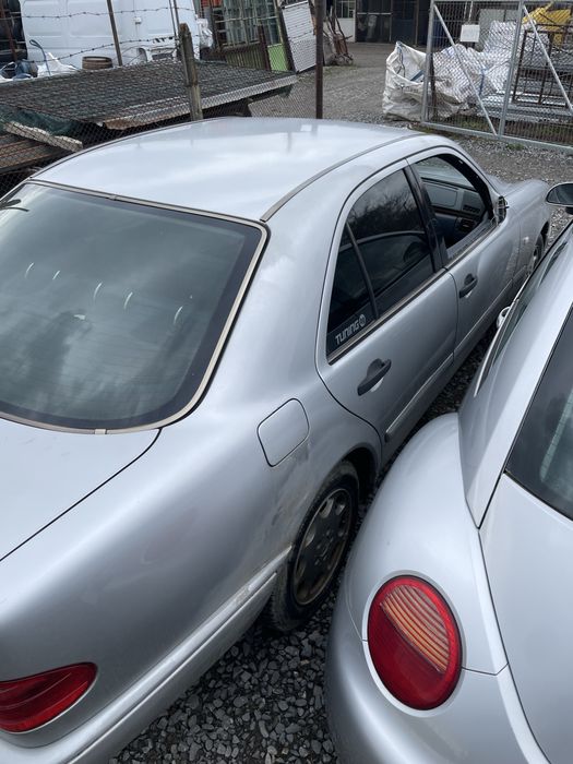 Мерцедес Е 200 цди / mercedes E 200 CDI  1999г НА ЧАСТИ