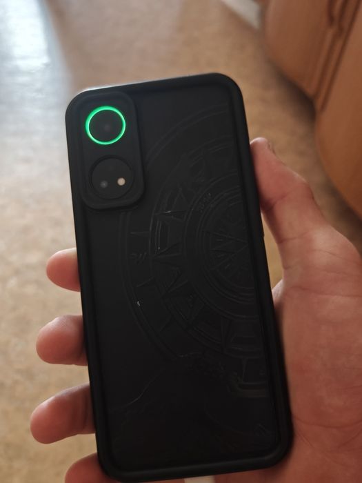Продам Oppo reno 8t 6/128