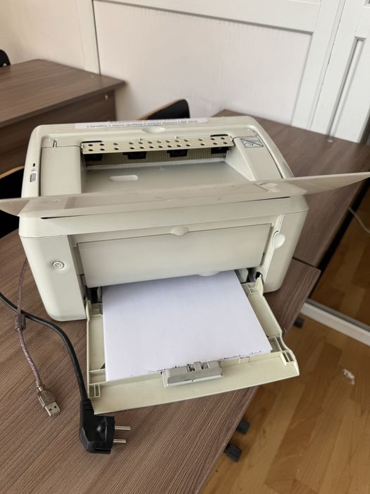Продам принтер Canon б/у в отличном состояний Алматы