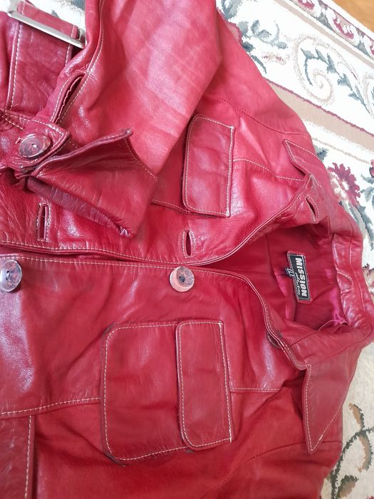 Женский кожанный плащ .