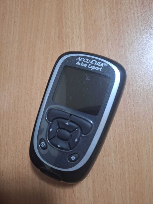 Aparat glicemie Accu Chek Aviva Expert Monitoring System Monitor Meter