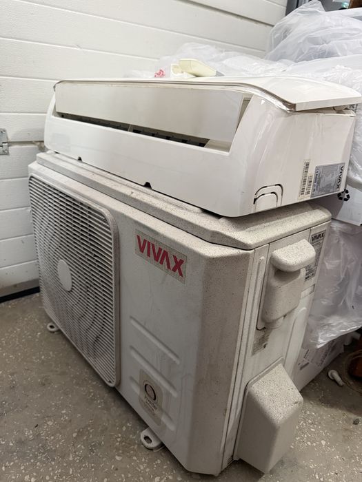 Aer conditionat vivax 12000 btu dc inverter a+++ wifi utilizat
