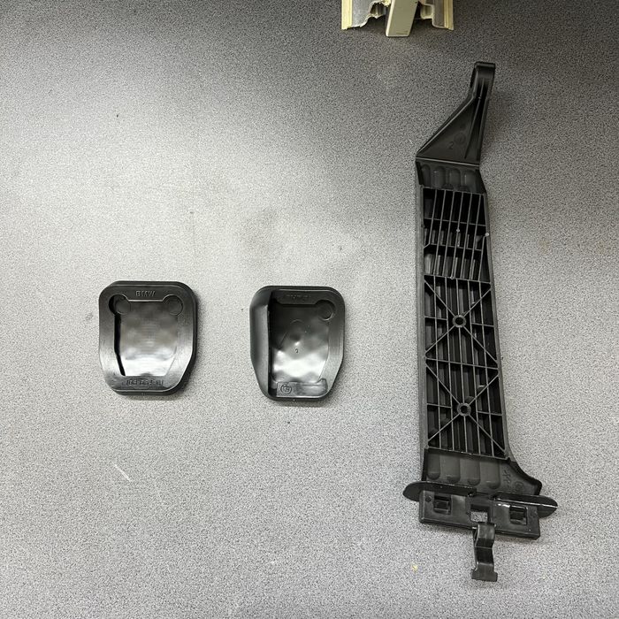 Новые ориг педали bmw e34 e32 бмв е34 е32