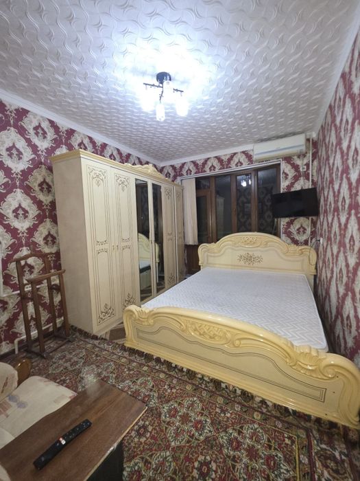 4 maktab oldida 3 xona 2 etaj