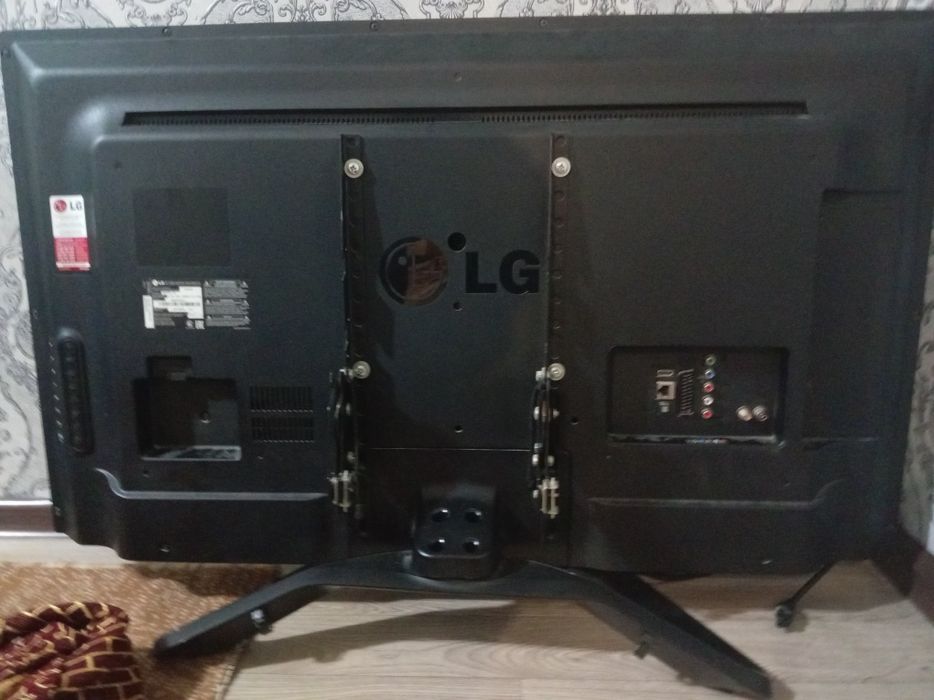 продам телевизор