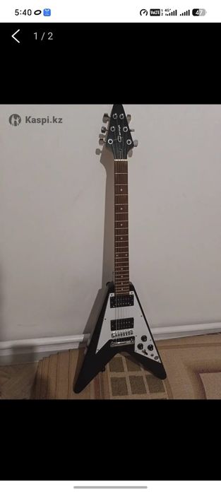 Электрогитара Flying V