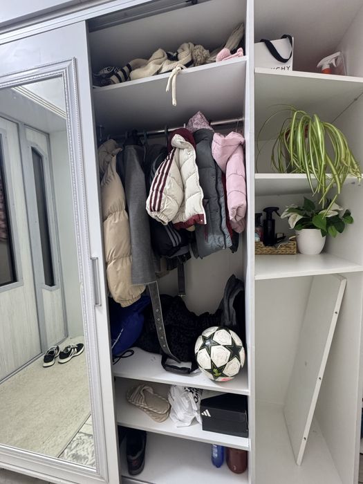 Продам шкаф-купе