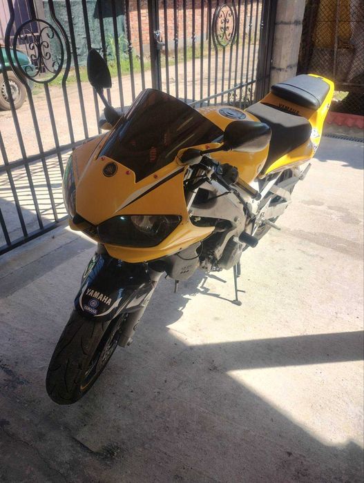 Yamaha YZF-R6 на части