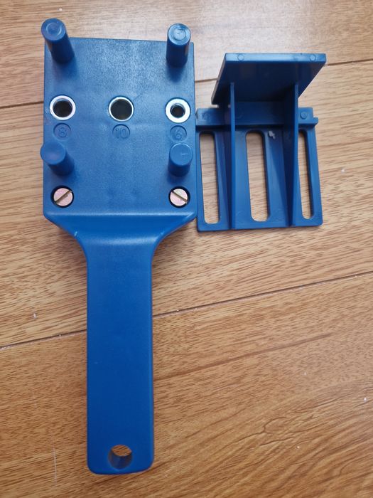 Продам уголки и кондуктор