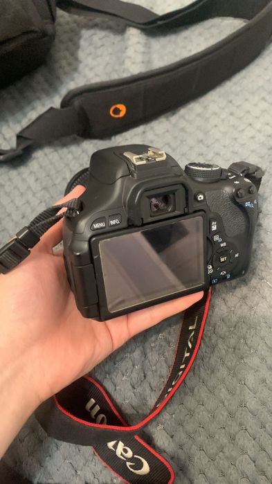 фотоаппарат Canon 600D