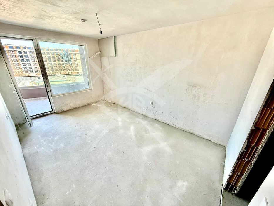 Продава се Тристаен апартамент в Бургас, Славейков - 120 кв.м за 872 €/кв.м - Снимка #3