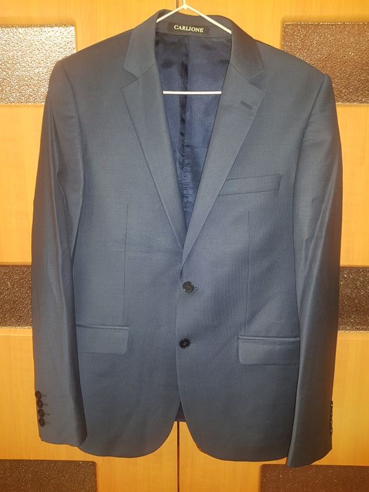 пиджаки и костюмы