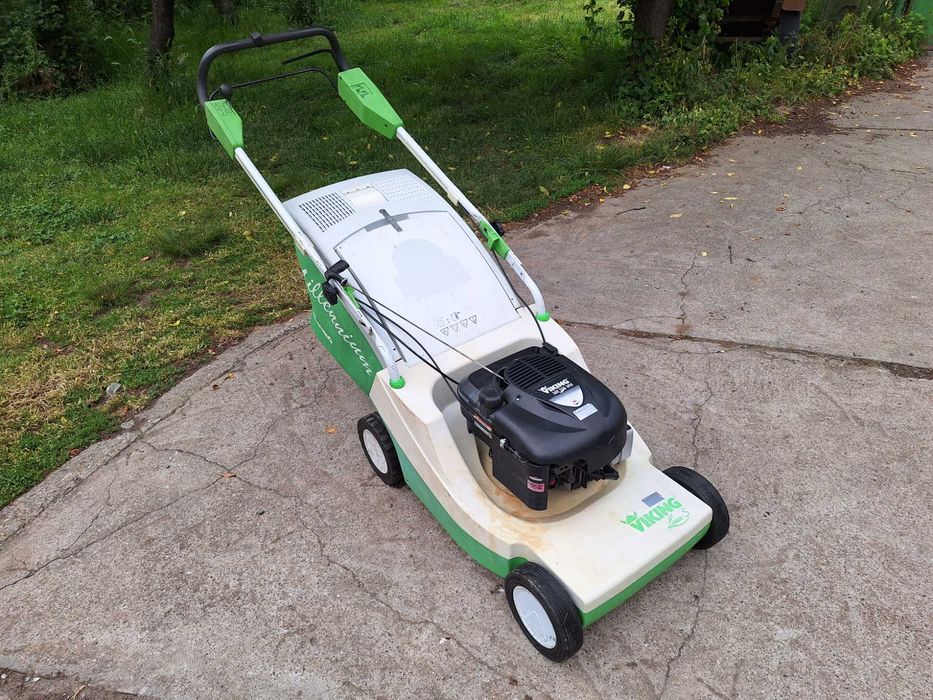 Косачка Viking Briggs  Mag Briggs  Husqvarna самоходна мулчираща с кош