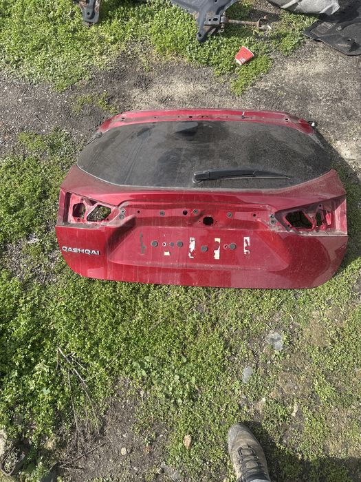 Задна врата пета врата nissan qashqai j11 след 2018г нисан къшкай