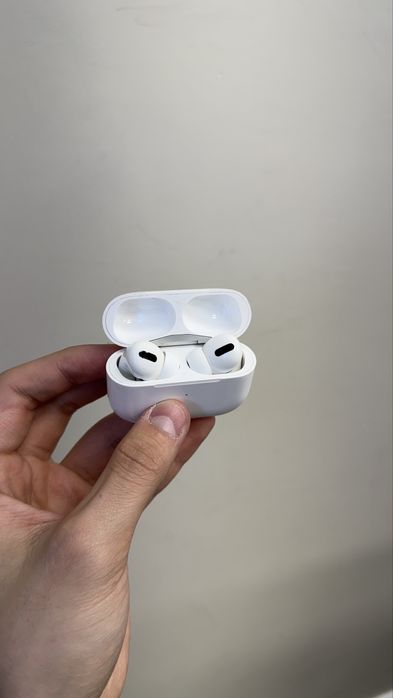 Наушники Airpods pro