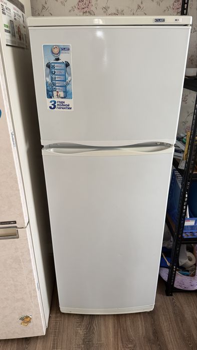 Холодиьник, в хорошем качестве