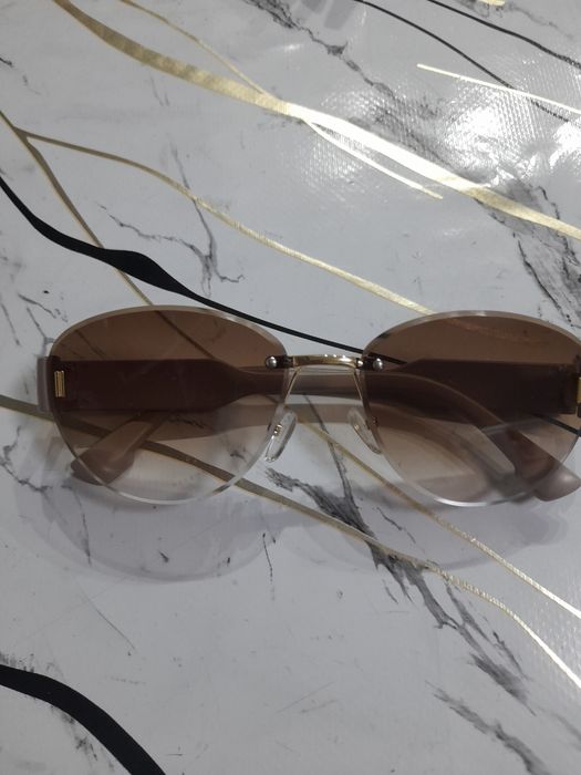 Продам солнцезащитные очки