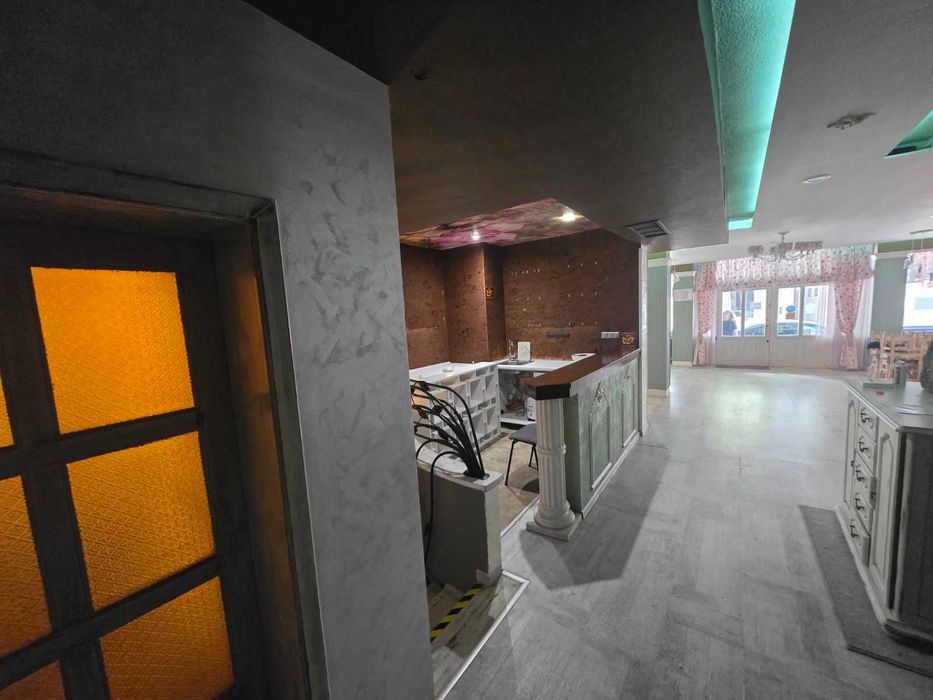 Дава се под наем Заведение в Варна, Център - 240 кв.м за 2000 € - Снимка #8