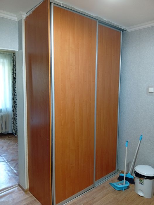 Продам приходую и кухонный гарнитур