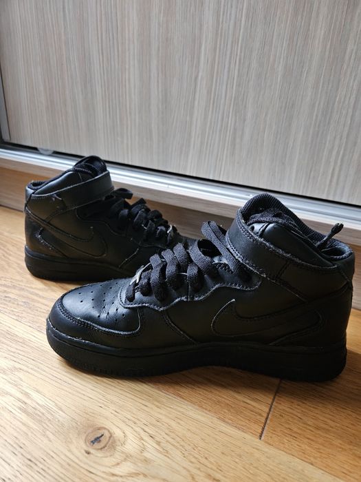 Vând Nike Air Force 1 Mid 37.5 , Nike Court Vision