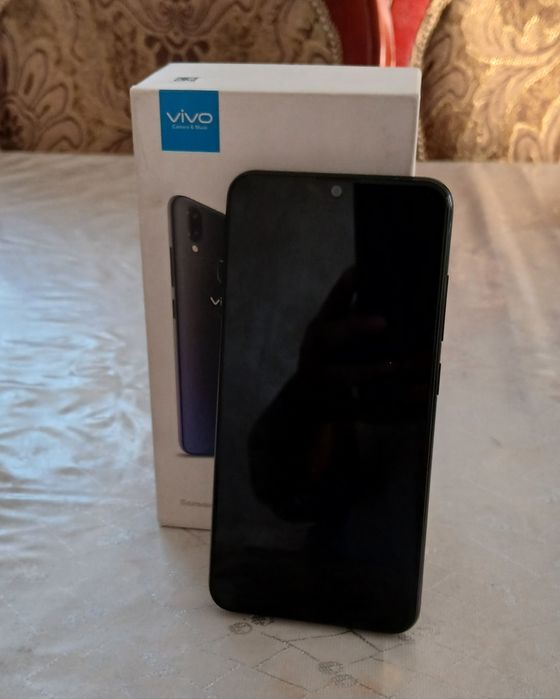 Продам смартфон Vivo