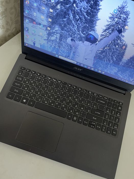ноутбук Aser Aspire 3